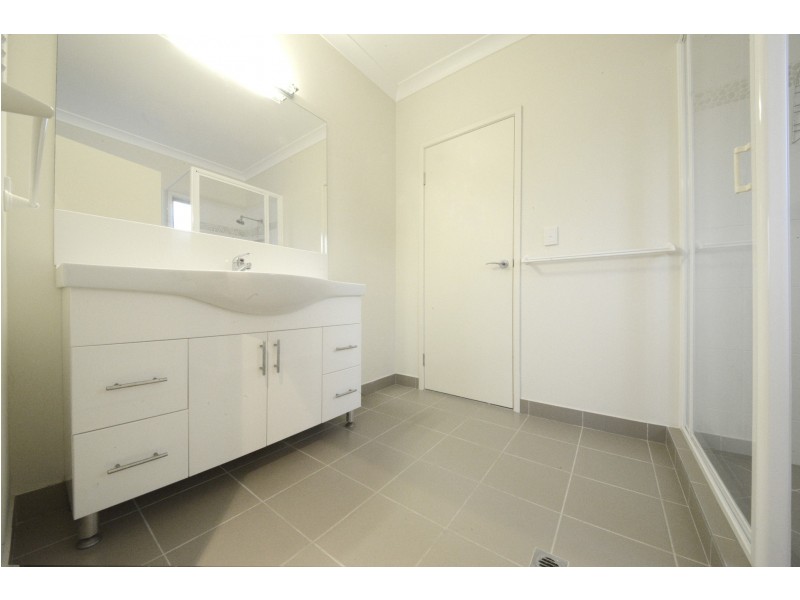 109 Gloucester Avenue, Hideaway Bay QLD 4800