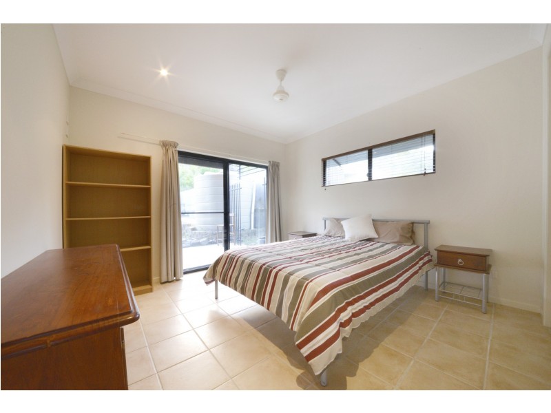 109 Gloucester Avenue, Hideaway Bay QLD 4800