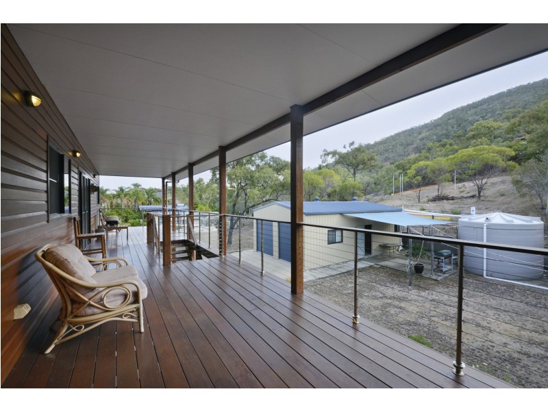 109 Gloucester Avenue, Hideaway Bay QLD 4800