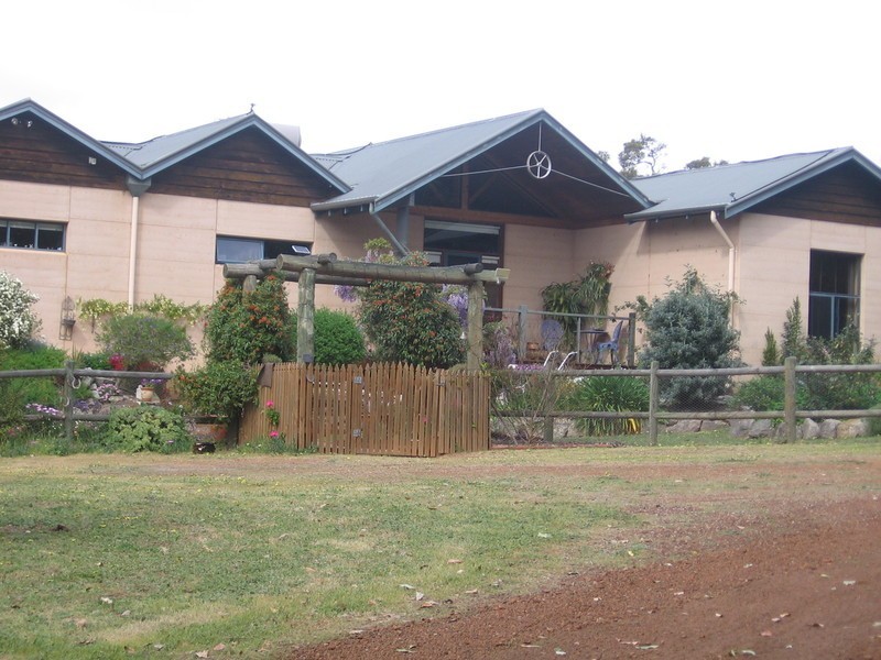 172 Warner Street, Mullalyup WA 6252