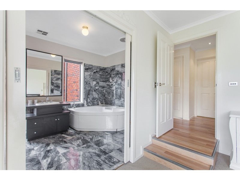 18  Manning Boulevard, Bacchus Marsh VIC 3340