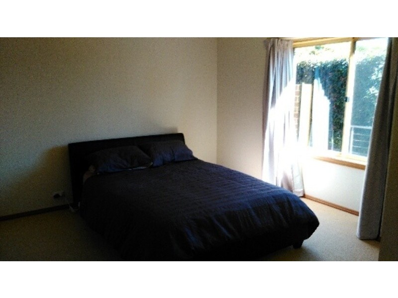 21 Barton Street, West Wodonga VIC 3690