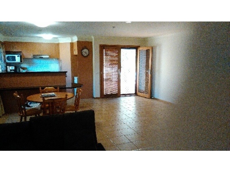 21 Barton Street, West Wodonga VIC 3690