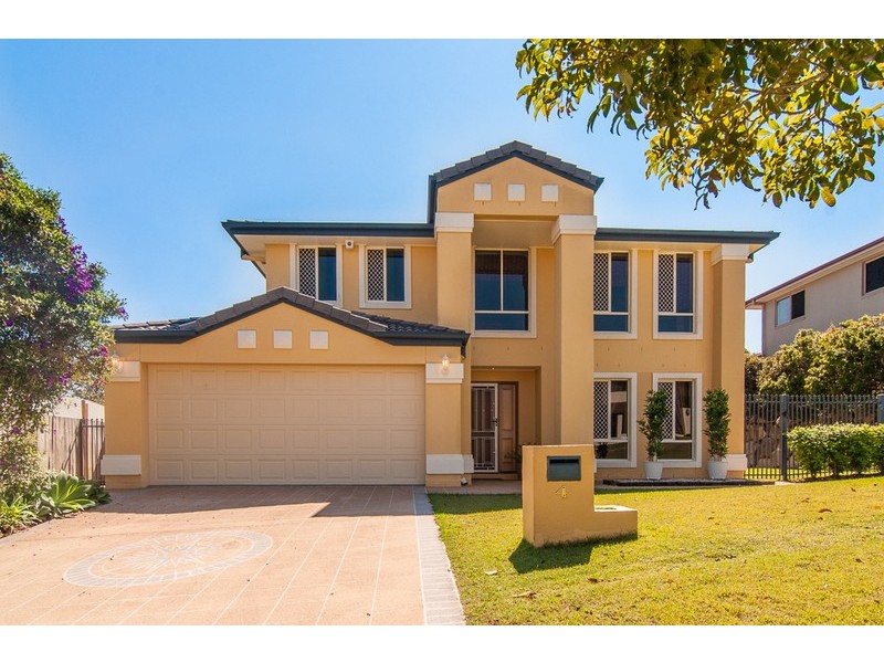 4  Ardennes Close, Mansfield QLD 4122