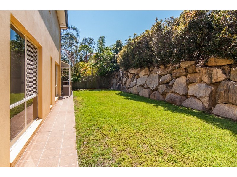 4  Ardennes Close, Mansfield QLD 4122