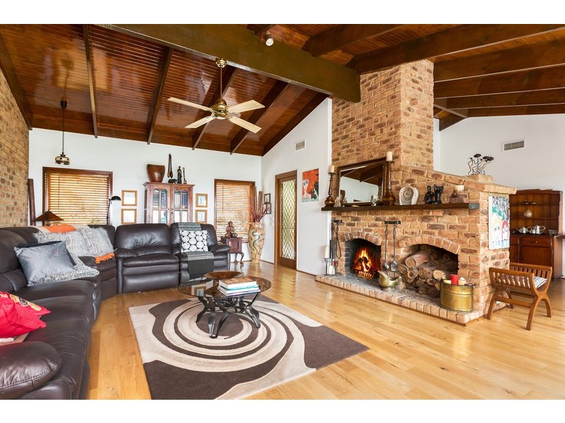 34 Selby-Aura Road, Menzies Creek VIC 3159