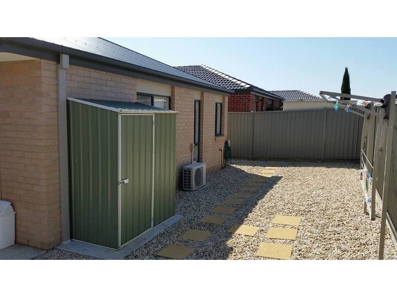 35 Oscar Drive, Sebastopol VIC 3356