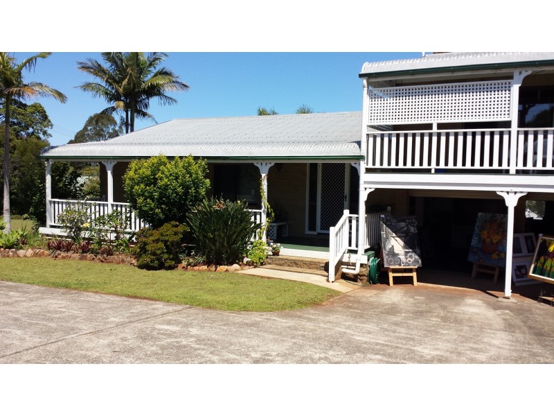 2/1 Wilga Court, Mapleton QLD 4560