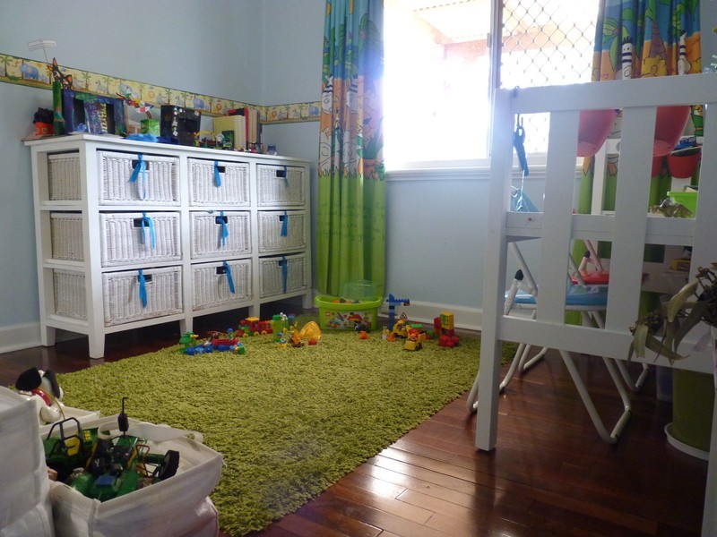 90 Rennie Crescent, Hilton WA 6163