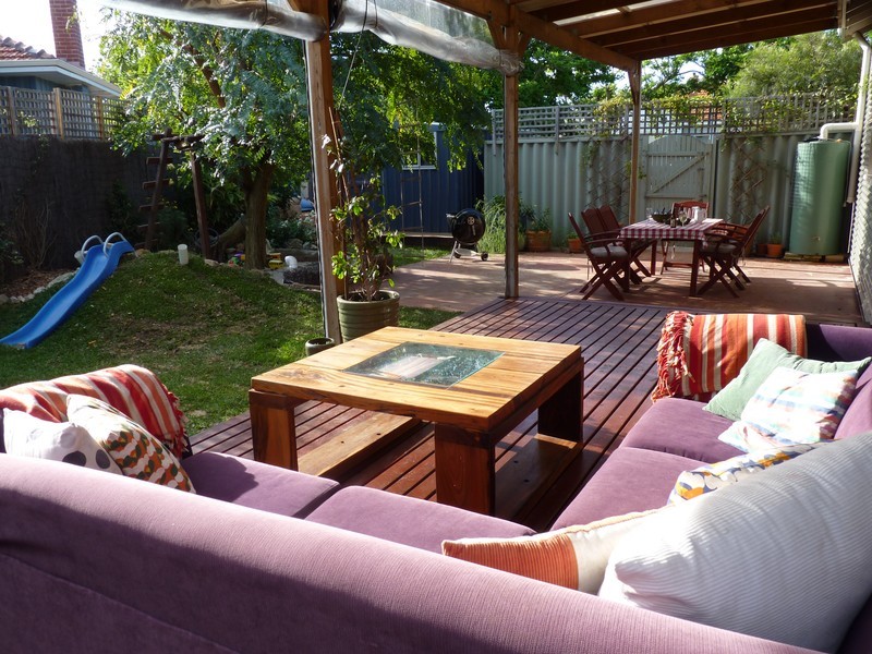 90 Rennie Crescent, Hilton WA 6163