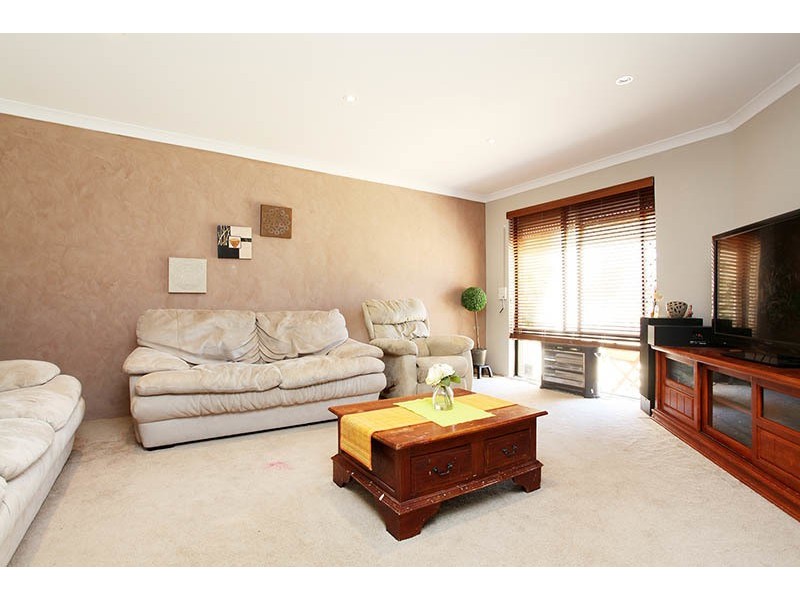 1 Repens Way, Banksia Grove WA 6031