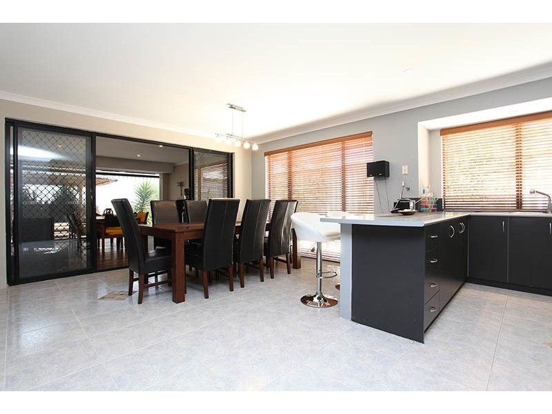 1 Repens Way, Banksia Grove WA 6031