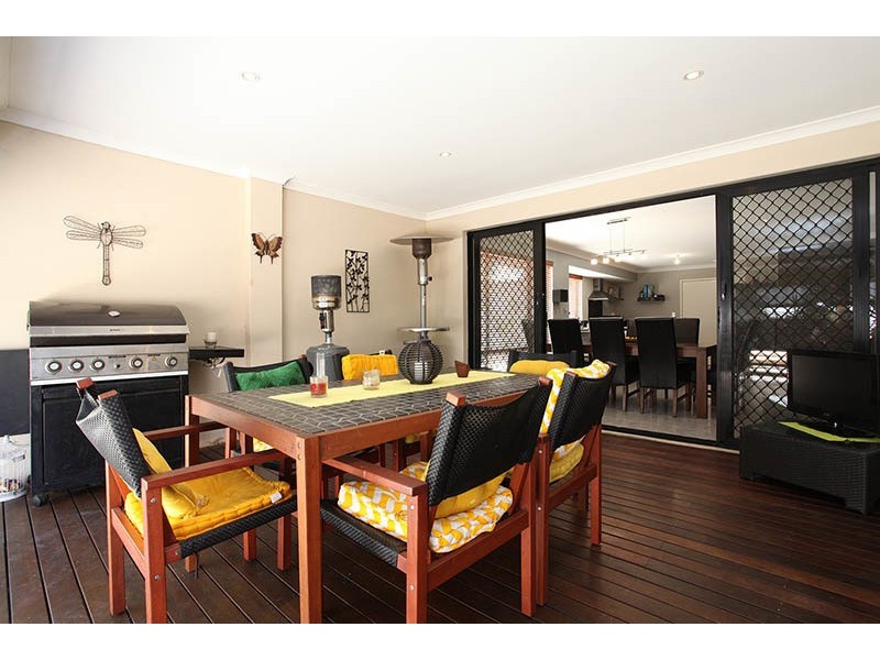 1 Repens Way, Banksia Grove WA 6031