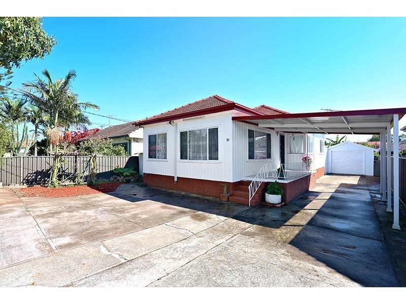 51 St Johns Road, Canley Heights NSW 2166