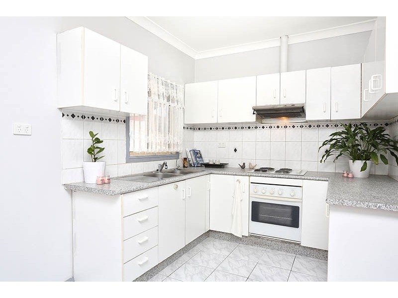 51 St Johns Road, Canley Heights NSW 2166