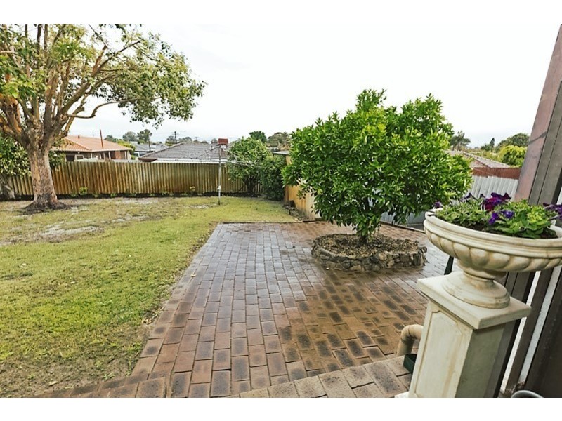226 Morley Drive East, Eden Hill WA 6054