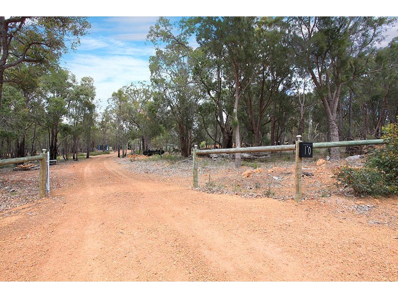 10 BOND RETREAT, Gidgegannup WA 6083