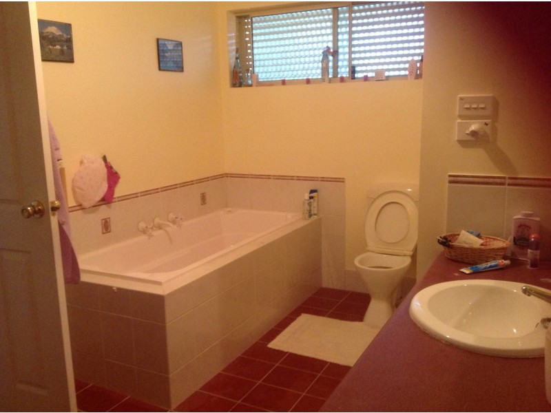 7 Vivian Crescent, Albany WA 6330