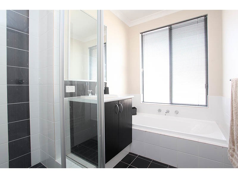 16 Pricklybark Street, Harrisdale WA 6112