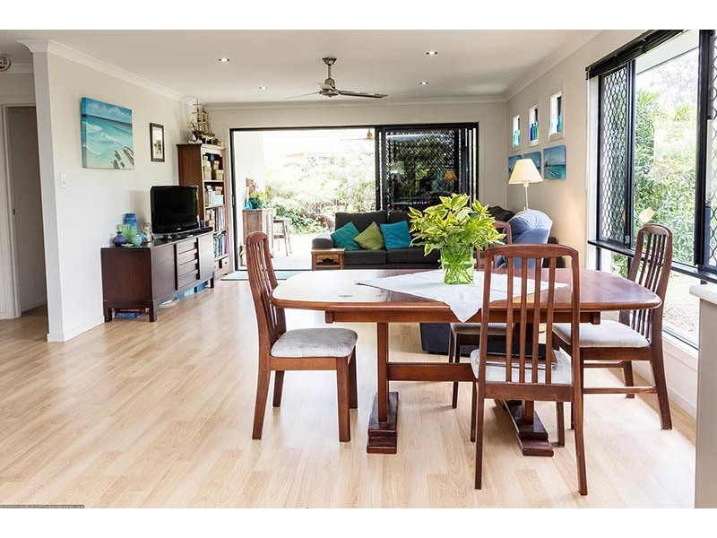 24 Corfield Street, Point Vernon QLD 4655