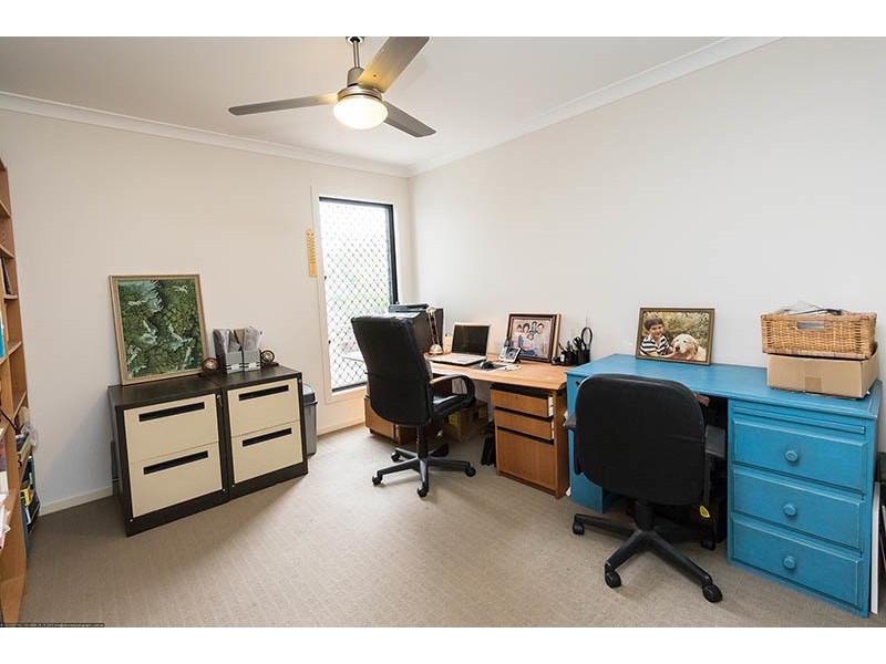 24 Corfield Street, Point Vernon QLD 4655