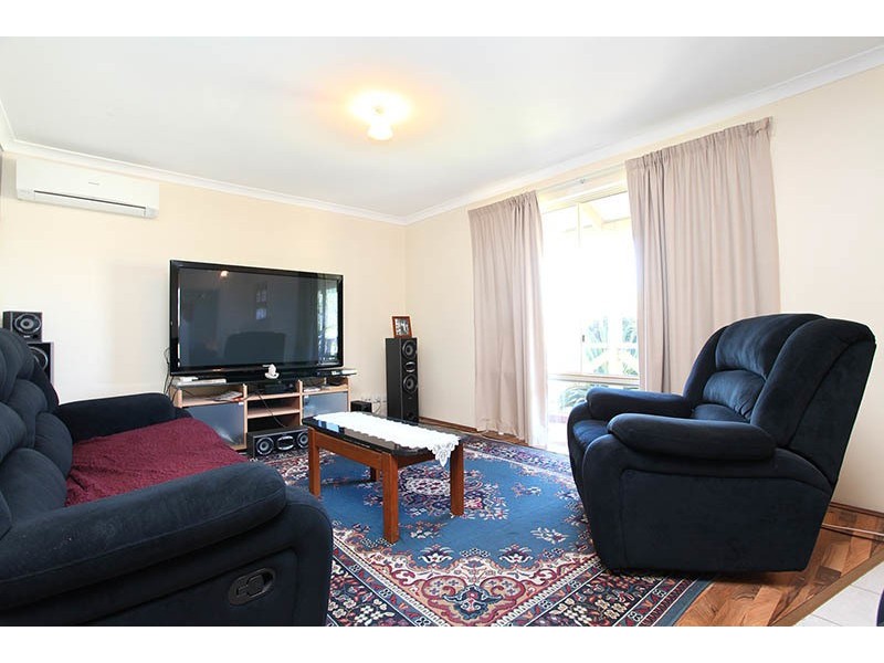 58 The Avenue, Warnbro WA 6169