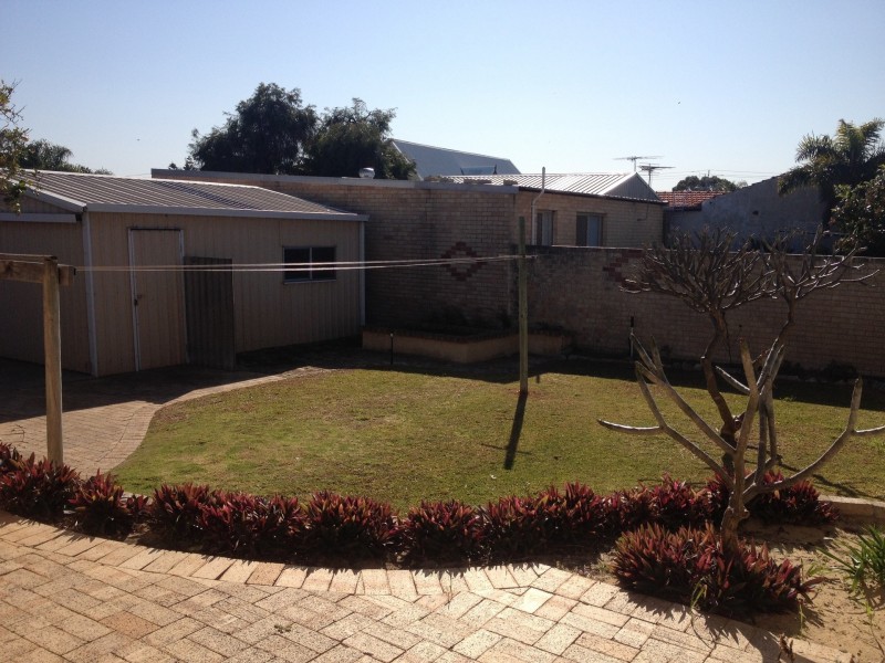 27 Summons Way, Warnbro WA 6169