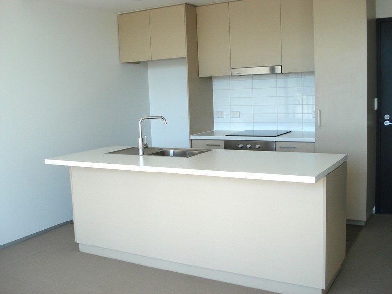 606/77 Jurgens Street, Woolloongabba QLD 4102