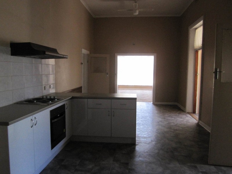15 Mc Rostie Street, Millicent SA 5280