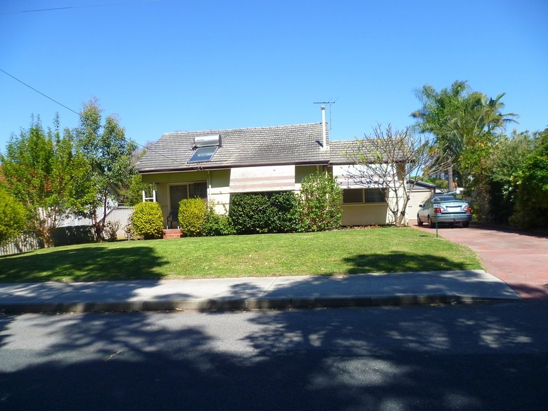 76 Katanning Street, Bayswater WA 6053