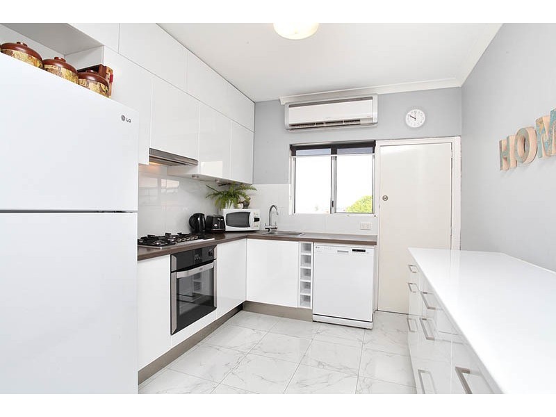 16/11 Outram Street, West Perth WA 6005
