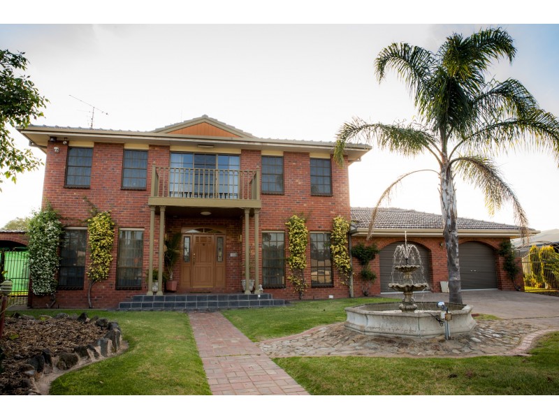 5 Athol White Court, Tocumwal NSW 2714
