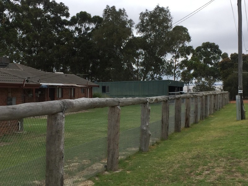 42  BINGHAM ROAD, Bullsbrook WA 6084