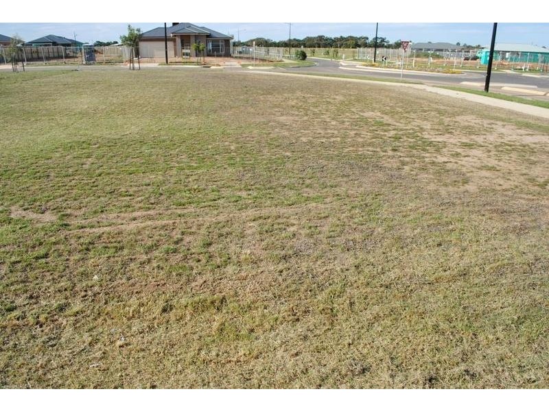 82 Empress Boulevard, Ocean Grove VIC 3226