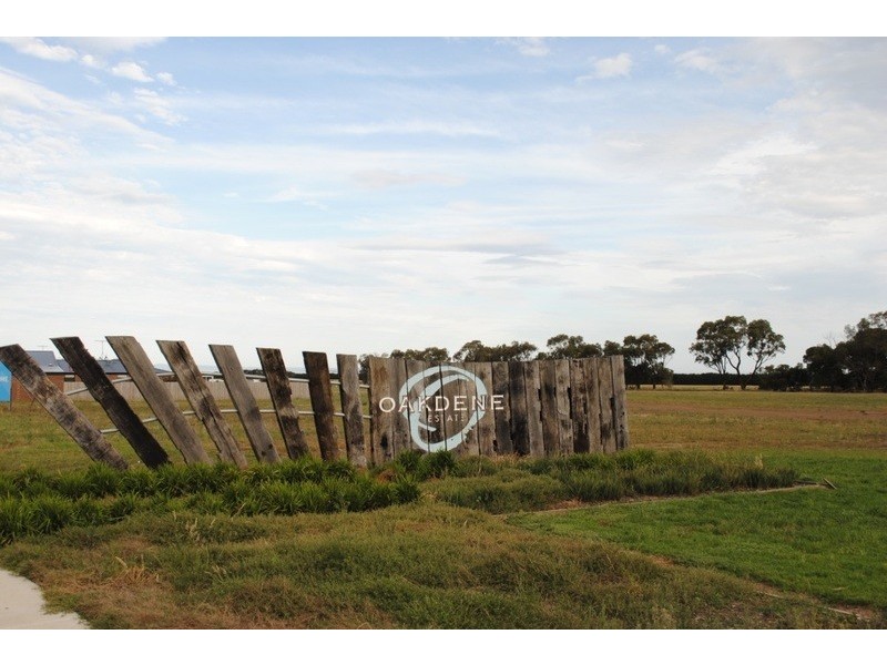 82 Empress Boulevard, Ocean Grove VIC 3226