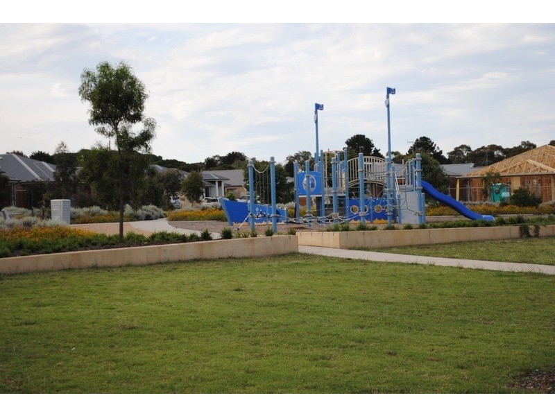 82 Empress Boulevard, Ocean Grove VIC 3226