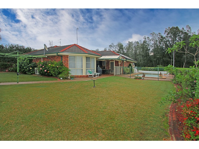 112 Maloneys Drive, Maloneys Beach NSW 2536