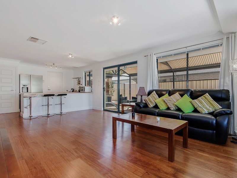 29 Koojarra Rise, South Lake WA 6164