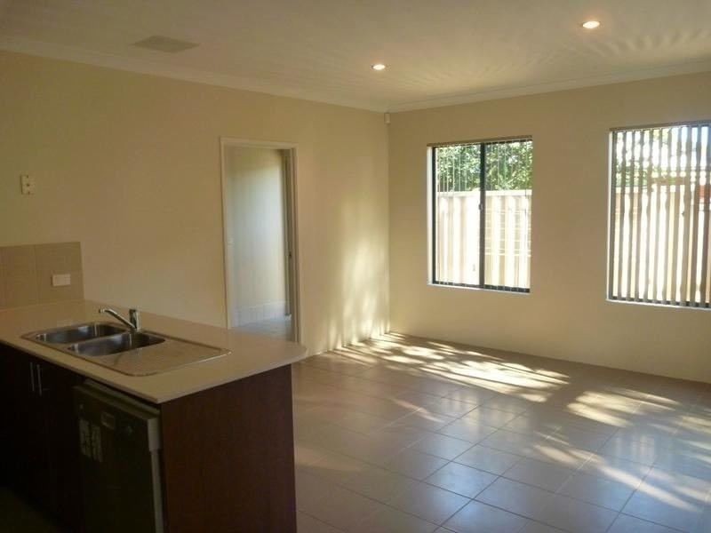 4/32 Gardiner Street, Belmont WA 6104