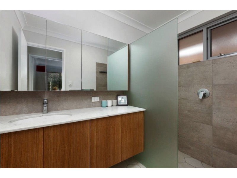 6 Sander Court, Bentley WA 6102