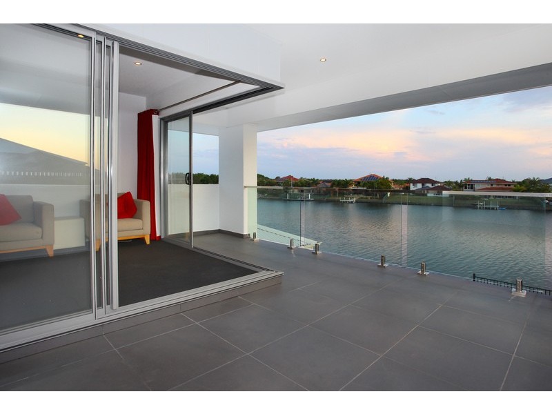 124 The Peninsula, Helensvale QLD 4212