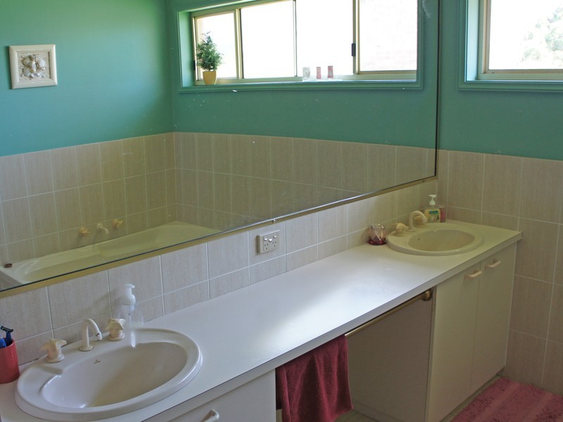 60 School Street, Kincumber NSW 2251