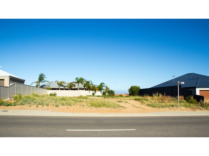 8 Schooner Pass, Glenfield WA 6532