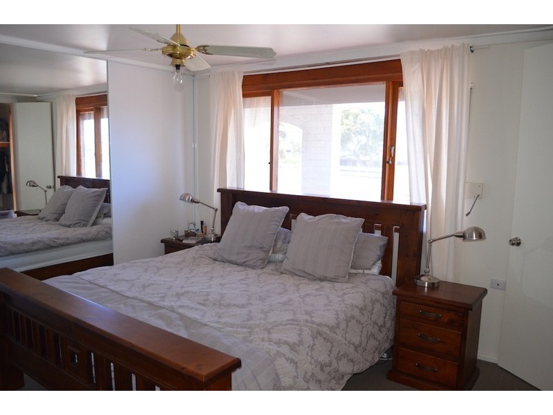 35 Eddystone Avenue, Craigie WA 6025