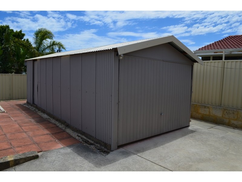 35 Eddystone Avenue, Craigie WA 6025