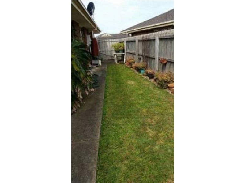 2/17 Hindle, Grovedale VIC 3216