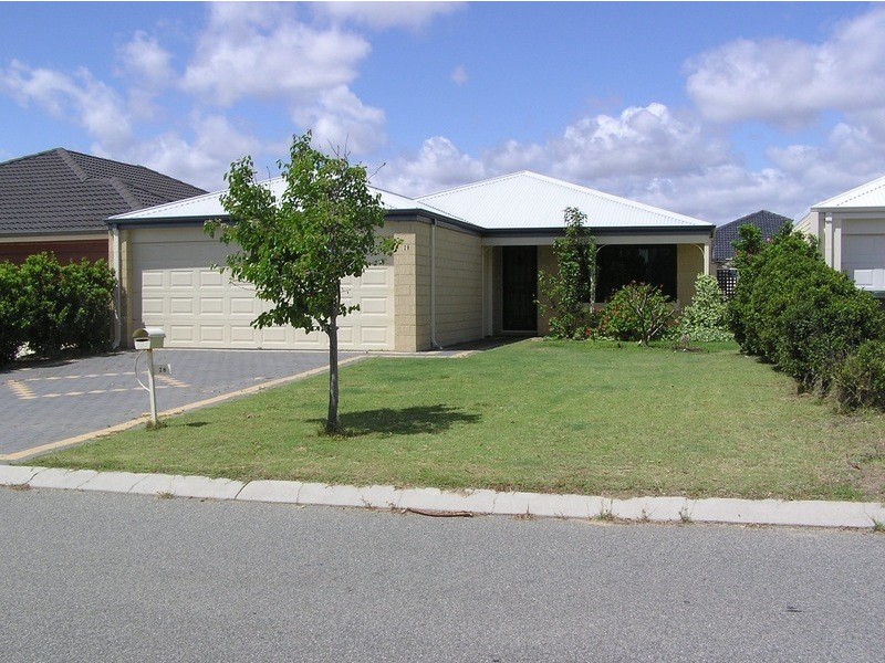 28 Alvarez Parkway, Tapping WA 6065