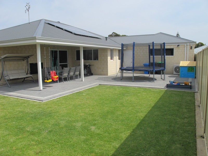 21 Comet Corner, Mckail WA 6330