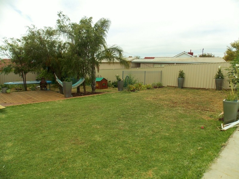 607 Morphett Rd, Seacombe Heights SA 5047