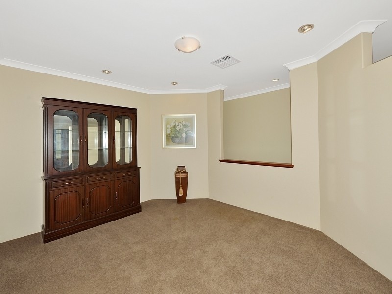 39 Honeytree Place, Falcon WA 6210